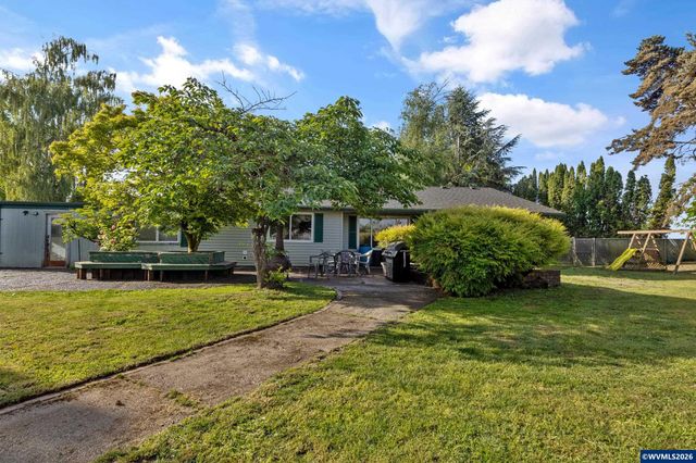 5665 Silverton Rd NE, Salem, OR 97305