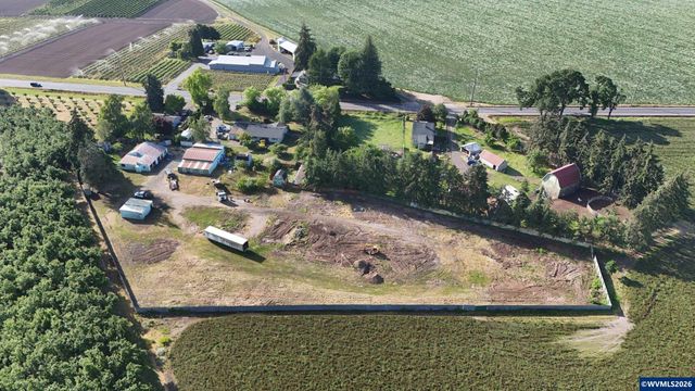 5665 Silverton Rd NE, Salem, OR 97305