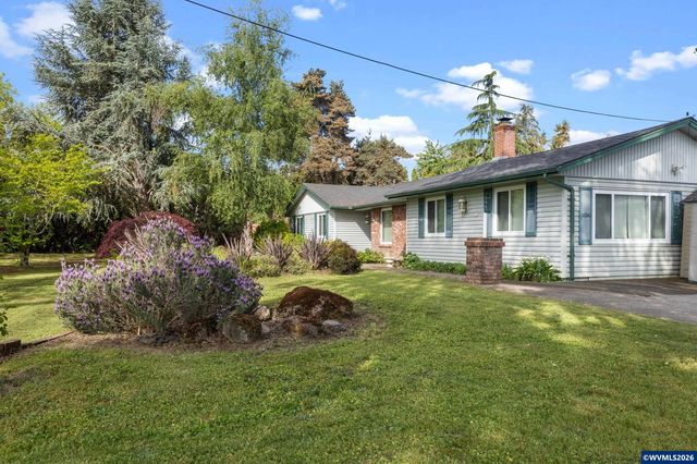 5665 Silverton Rd NE, Salem, OR 97305