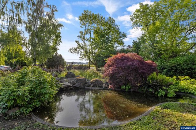 5665 Silverton Rd NE, Salem, OR 97305