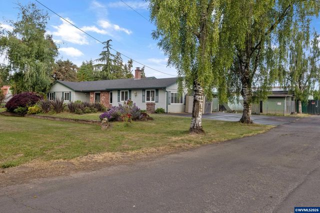 5665 Silverton Rd NE, Salem, OR 97305