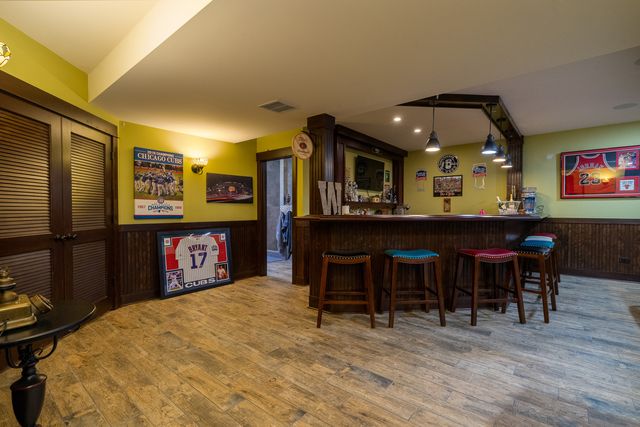 12165 W Castle Drive, Mokena, IL 60448