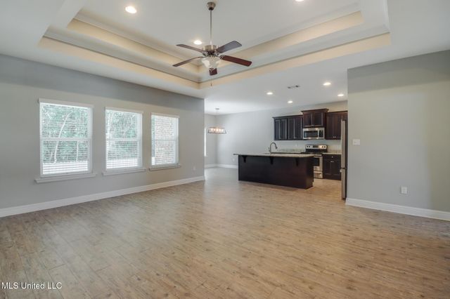 9050 River Birch Drive, Biloxi, MS 39532
