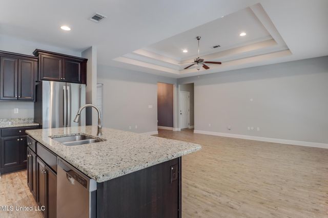9050 River Birch Drive, Biloxi, MS 39532