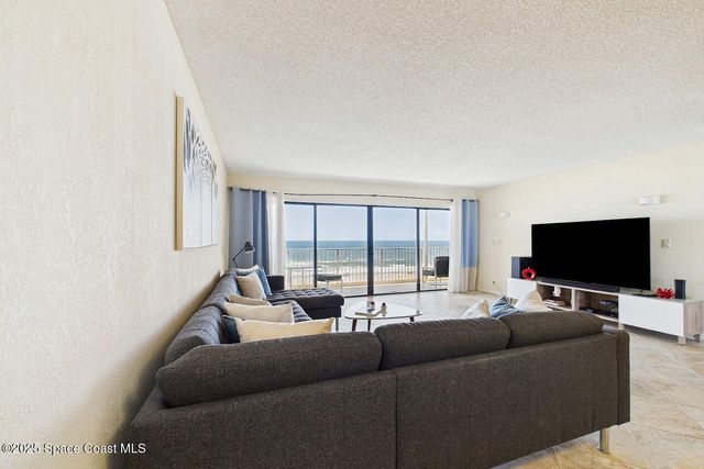 55 N 4th Street 605, Cocoa Beach, FL 32931