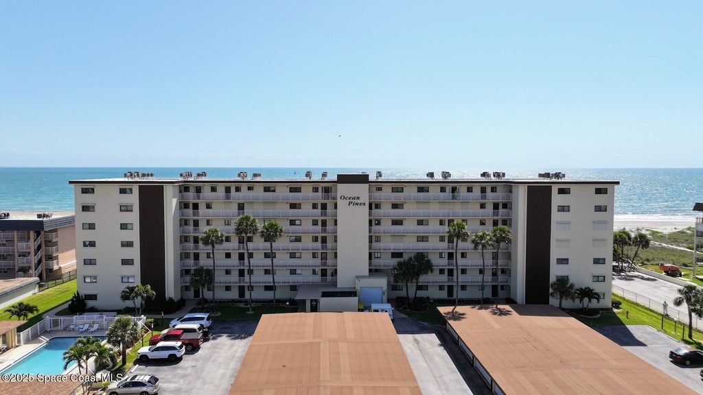 55 N 4th Street 605, Cocoa Beach, FL 32931