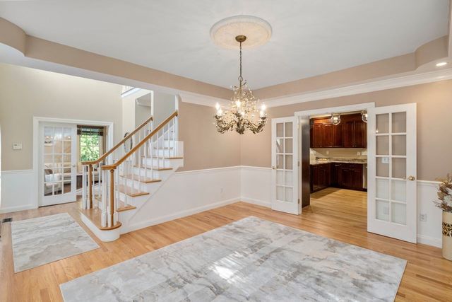 20 Fern Brook Cir, Canton, MA 02021