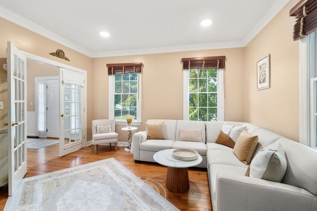 20 Fern Brook Cir, Canton, MA 02021