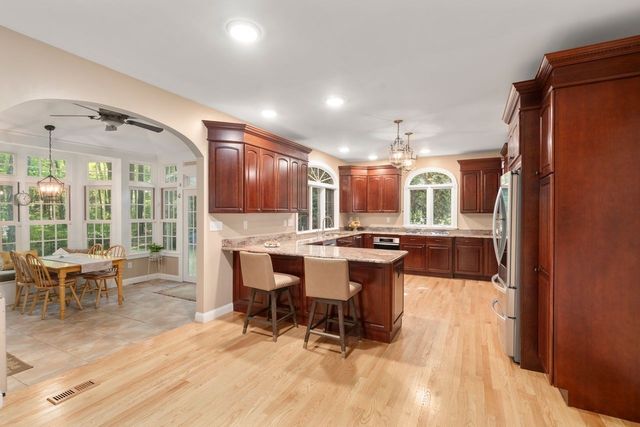 20 Fern Brook Cir, Canton, MA 02021