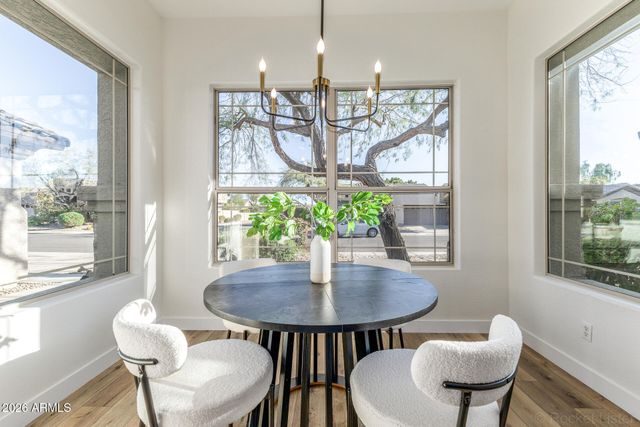 4382 E BRILES Road, Phoenix, AZ 85050