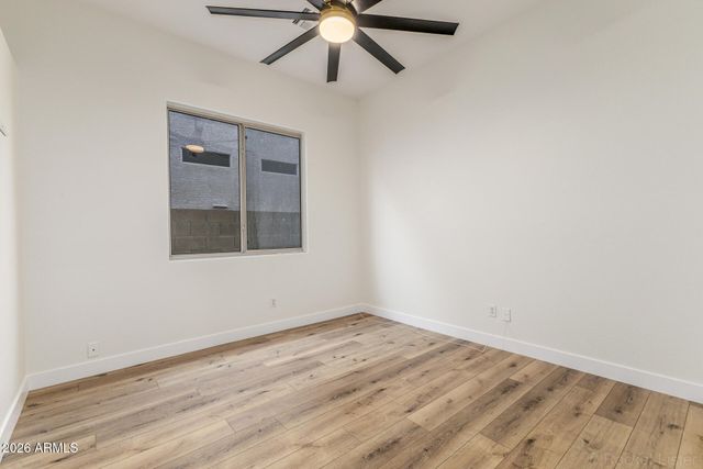 4382 E BRILES Road, Phoenix, AZ 85050