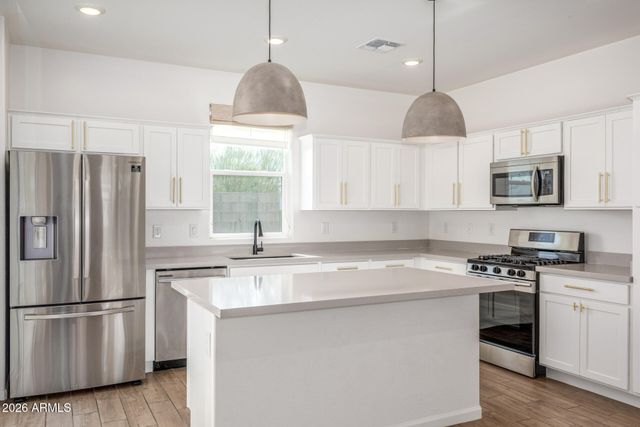 1863 W 23RD Avenue, Apache Junction, AZ 85120