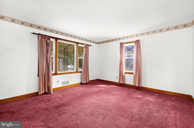 219 8TH AVE, Brooklyn Park, MD 21225