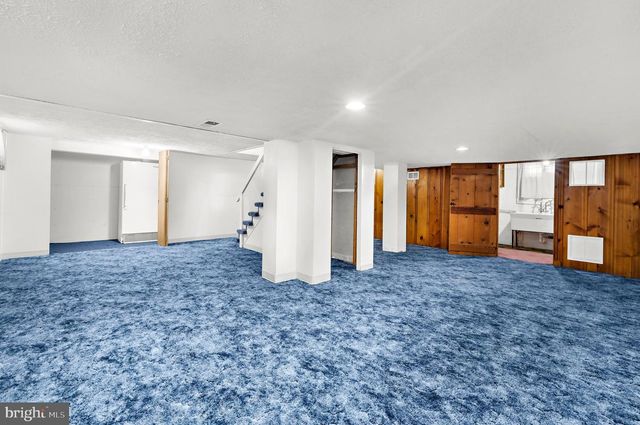 219 8TH AVE, Brooklyn Park, MD 21225