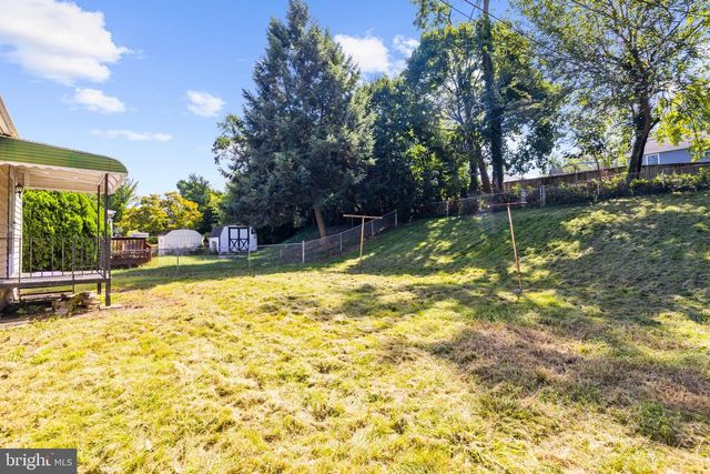 219 8TH AVE, Brooklyn Park, MD 21225
