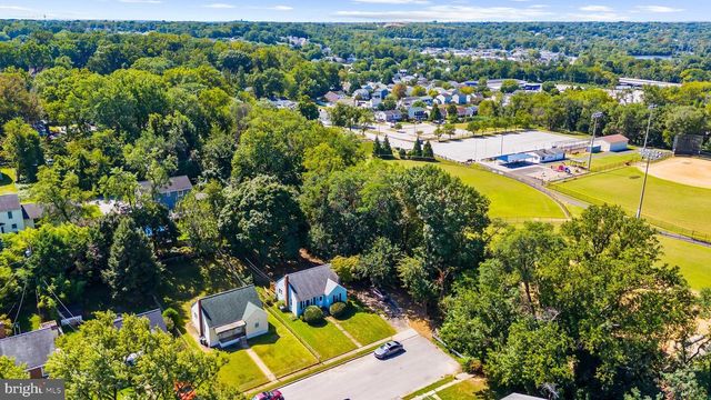 219 8TH AVE, Brooklyn Park, MD 21225