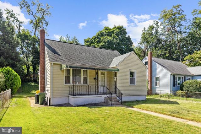 219 8TH AVE, Brooklyn Park, MD 21225