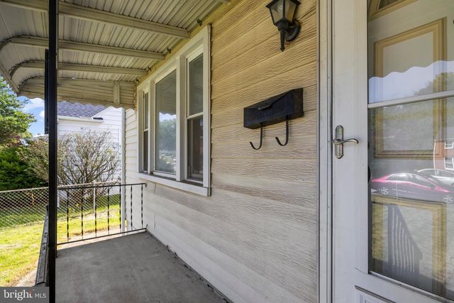 219 8TH AVE, Brooklyn Park, MD 21225