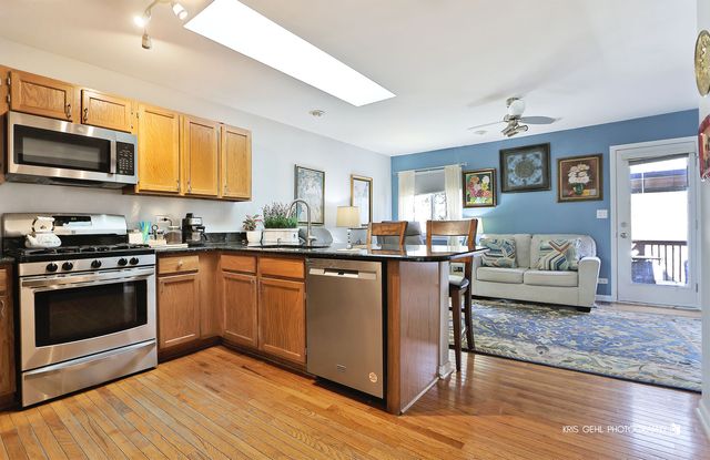 2428 Bridle Circle, Round Lake Beach, IL 60073