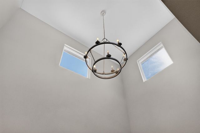 436 Dennis Court NE, Los Lunas, NM 87031
