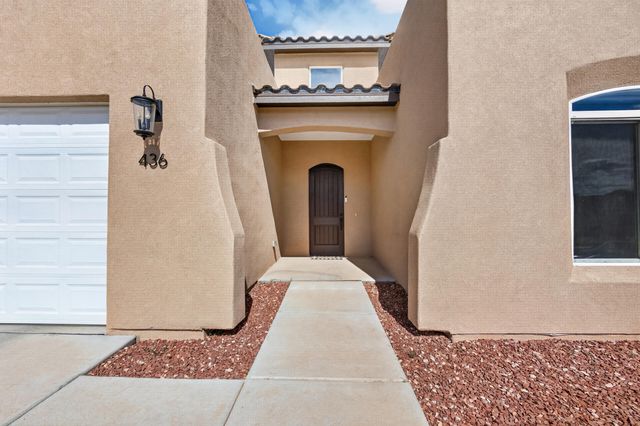 436 Dennis Court NE, Los Lunas, NM 87031
