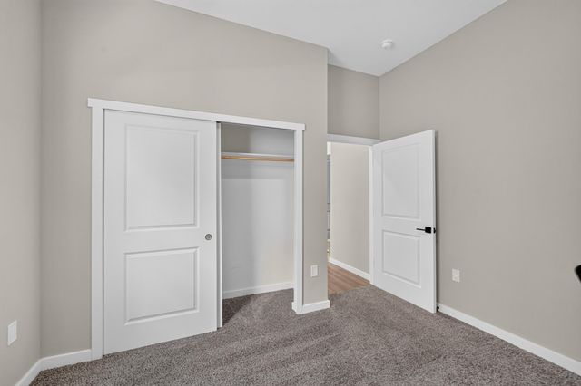 436 Dennis Court NE, Los Lunas, NM 87031