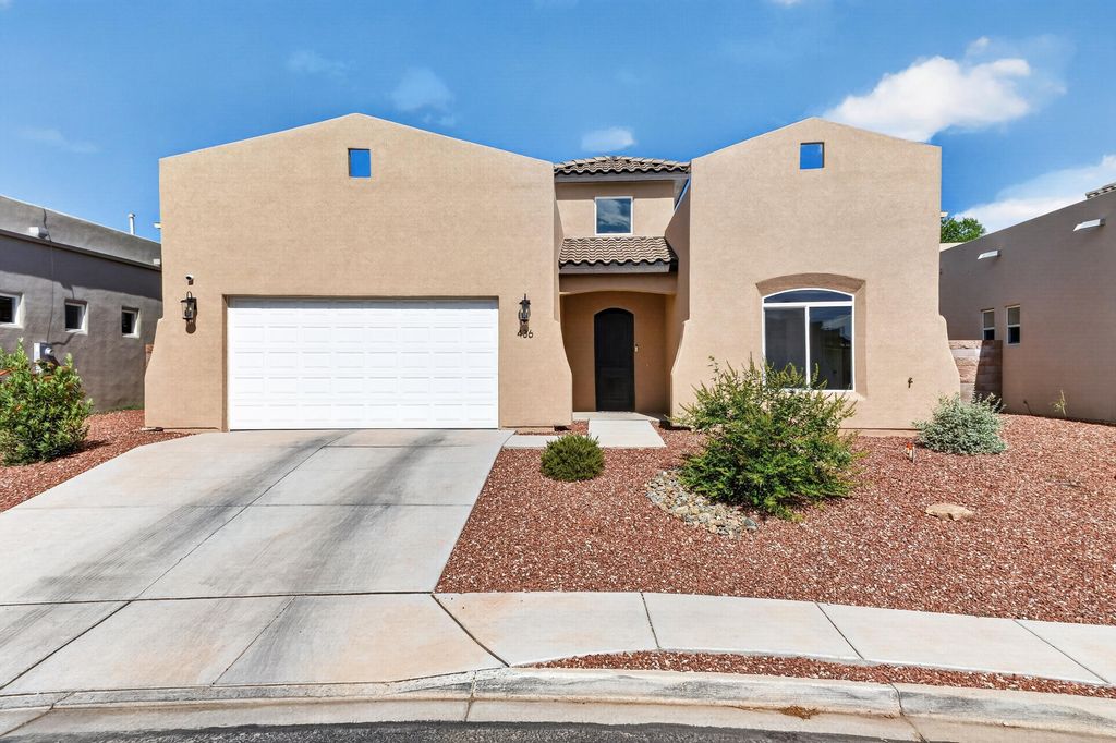 436 Dennis Court NE, Los Lunas, NM 87031