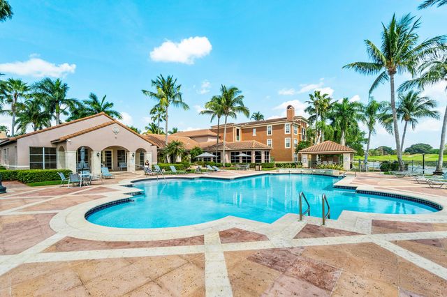 11720 Saint Andrews Place 206, Wellington, FL 33414