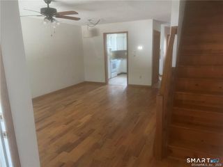 10 Macintosh Lane 10, Ansonia, CT 06478