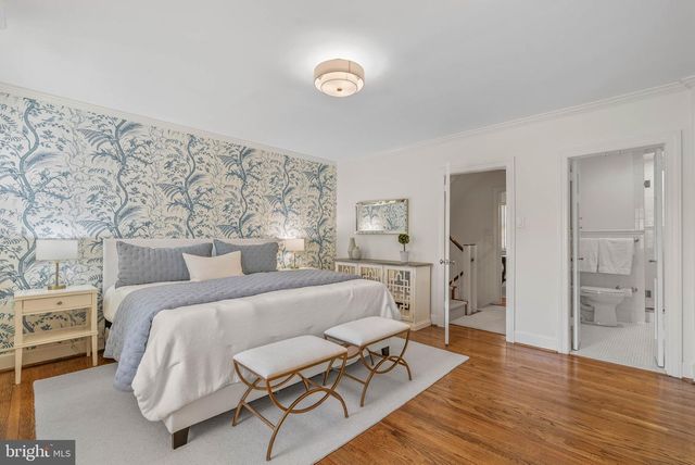 207 DELANCEY ST, Philadelphia, PA 19106