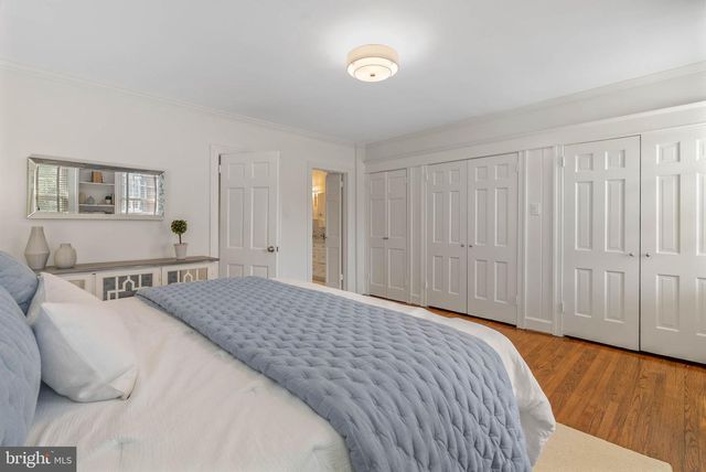 207 DELANCEY ST, Philadelphia, PA 19106