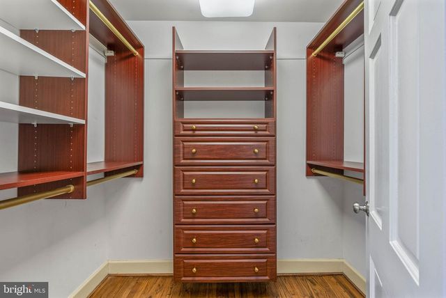 207 DELANCEY ST, Philadelphia, PA 19106