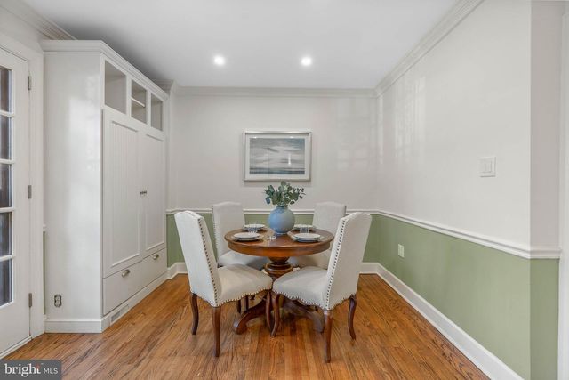 207 DELANCEY ST, Philadelphia, PA 19106