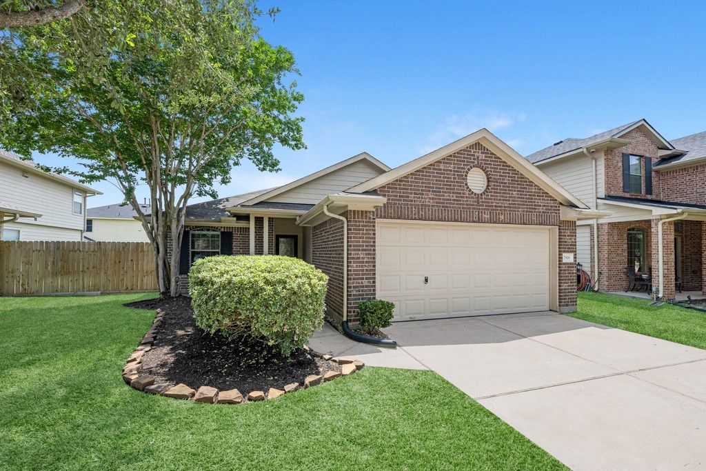 7918 Cardinal Landing Lane, Cypress, TX 77433