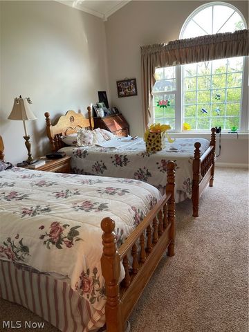 8471 Waterside Drive, Sagamore Hills, OH 44067