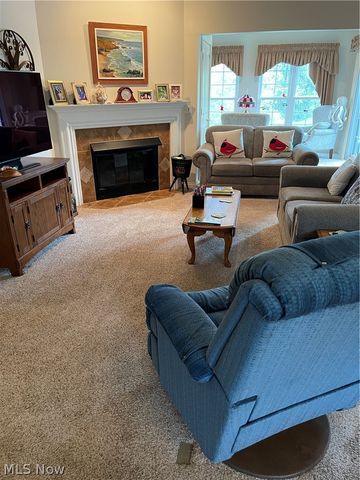 8471 Waterside Drive, Sagamore Hills, OH 44067