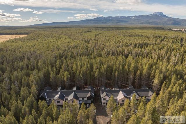 4353 Yeti Ln, Island Park, ID 83429