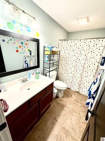 1721 Doran Rd S, Murray, KY 42071