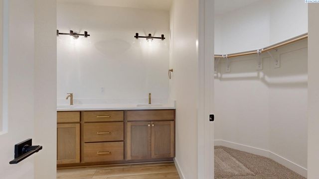 4537 Grove Court, West Richland, WA 99353