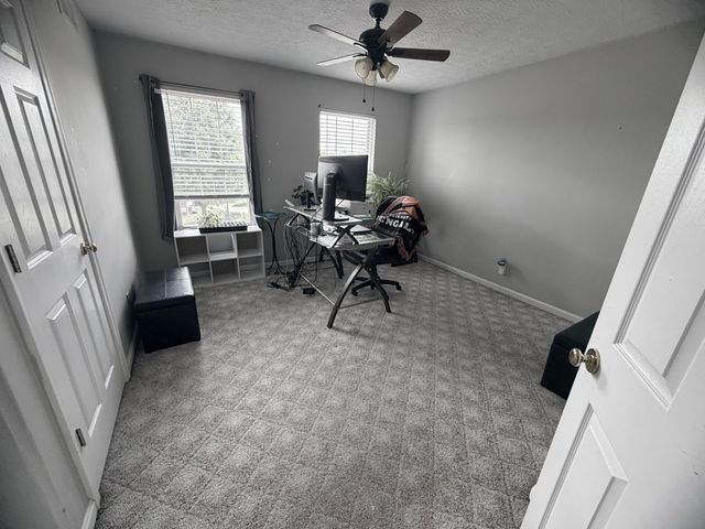 1896 Falcon Crest Circle, Hebron, KY 41048