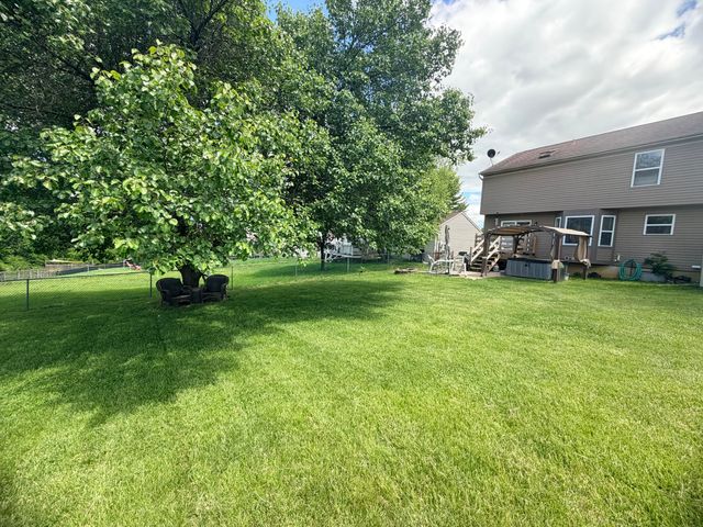 1896 Falcon Crest Circle, Hebron, KY 41048