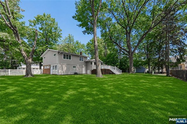 2 Monument Place, Cresskill, NJ 07626