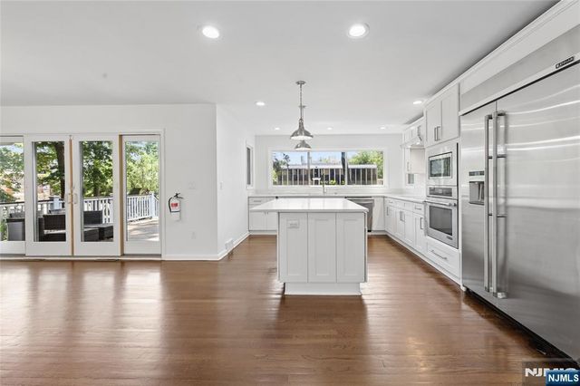 2 Monument Place, Cresskill, NJ 07626