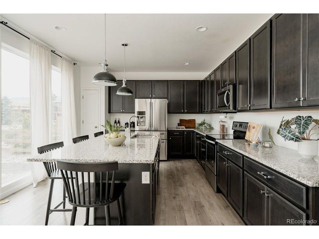 18730 W 92nd Dr, Arvada, CO 80007