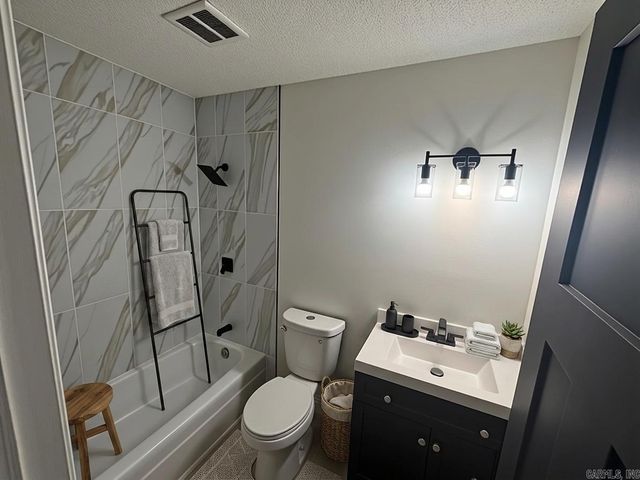 10019 Republic Lane, Little Rock, AR 72209