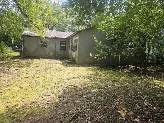 104 Hardy St, Dothan, AL 36303