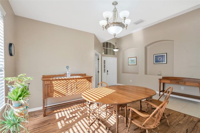 17115 FALCONRIDGE ROAD, Lithia, FL 33547