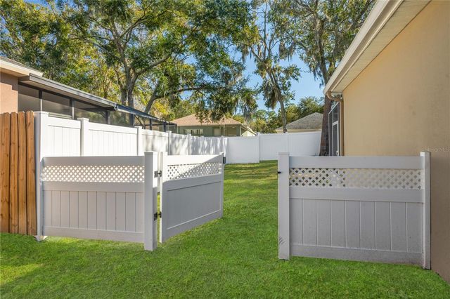 17115 FALCONRIDGE ROAD, Lithia, FL 33547