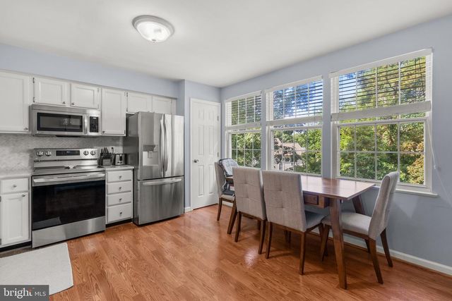 6592 SKYLEMAR TRL, Centreville, VA 20121