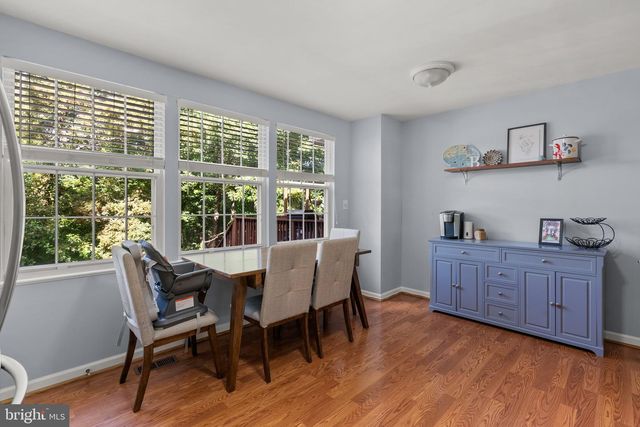 6592 SKYLEMAR TRL, Centreville, VA 20121